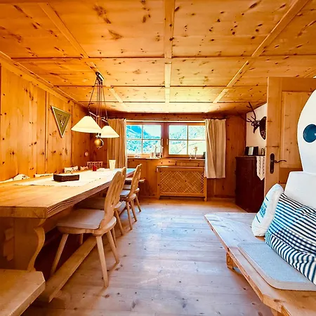 Haus Freistabl - Uriges Fuer 6 Personen Mit Sauna & Bergblick Im Oetztal Casa vacanze