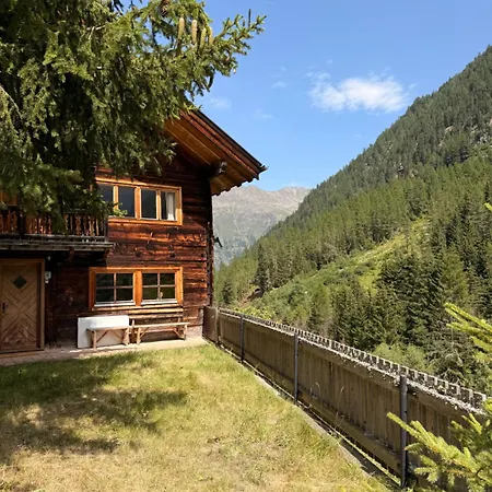 Haus Freistabl - Uriges Fuer 6 Personen Mit Sauna & Bergblick Im Oetztal *